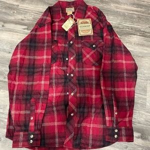 Pearl snaps Red flannel shirt.